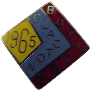 Vintage BUTLINS Holiday Camp Badge Clacton 1965