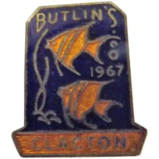 Vintage BUTLINS Holiday Camp Badge Clacton 1967