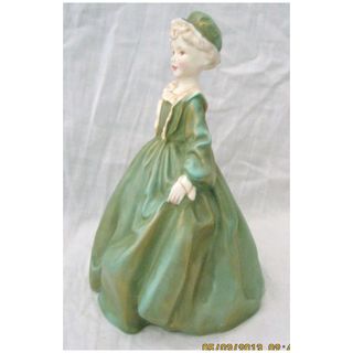 Royal Worcester 'Grandmothers Dress' Figurine