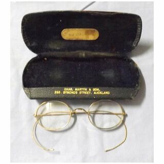 Spectacles Circa 1930-40