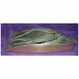 Victorian Art Nouveau Scissors Holder