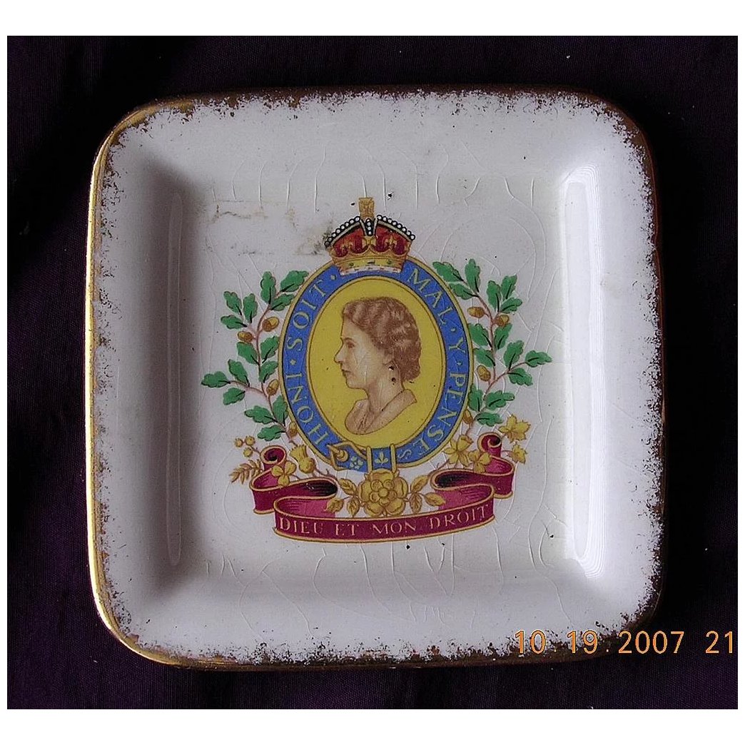 Staffordshire Porcelain Queen Elizabeth Coronation Pin Dish