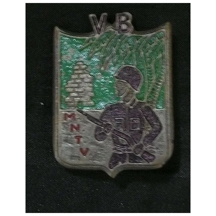 Saigon Militaria - French Indochine War - Foreign Legion Badge