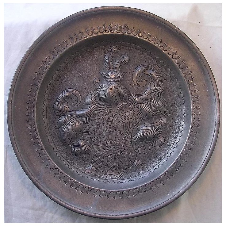 Large 18th Century PEWTER PLATE With Heraldic Crest in Repousse