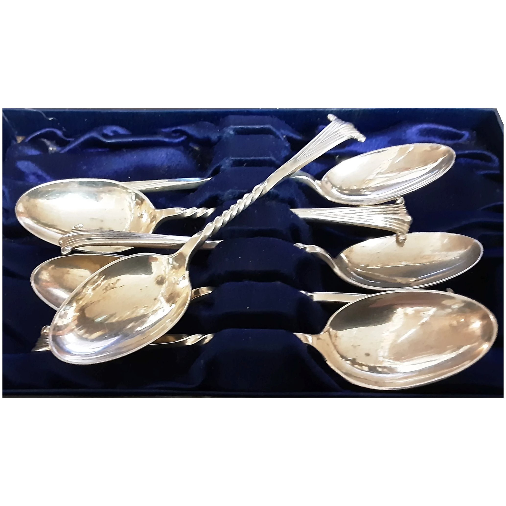 A Boxed Set of Victorian Sterling Silver Coffee Teaspoons
