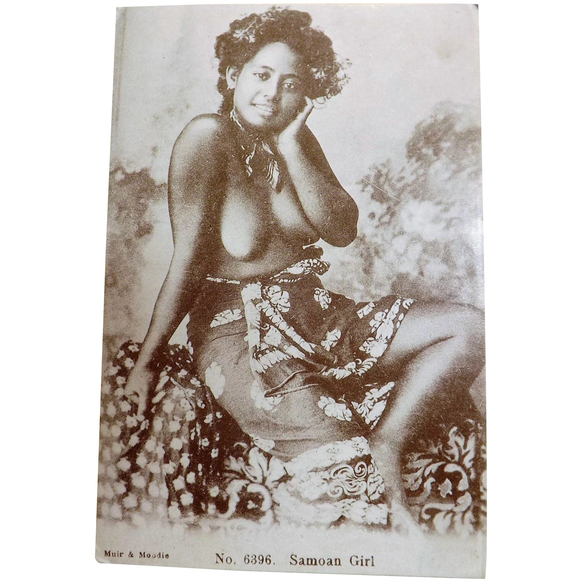 Samoan Native Girl - Muir & Moodie Photographic Cards