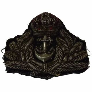 British Royal Navy Officers Cap Insignia - 'Kings Crown'