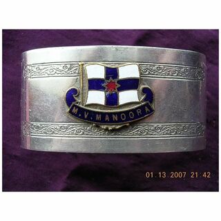 Vintage MV MANOORA Napkin Ring