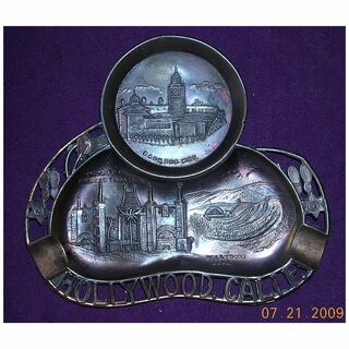 Vintage HOLLYWOOD Souvenir Ashtray