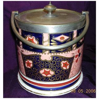 Stunning Victorian IMARI Biscuit Barrel
